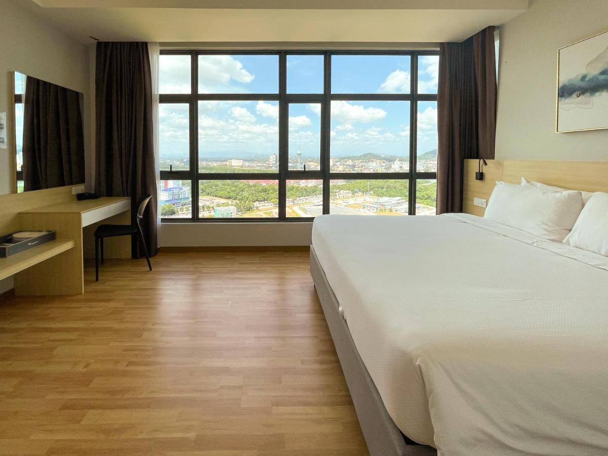 Swiss-Belhotel Kuantan Exterior photo